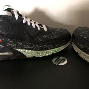 Air Max Glow in the dark...